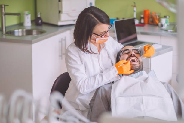 Best Tooth Infection Emergency Dentist  in Cortland, IL